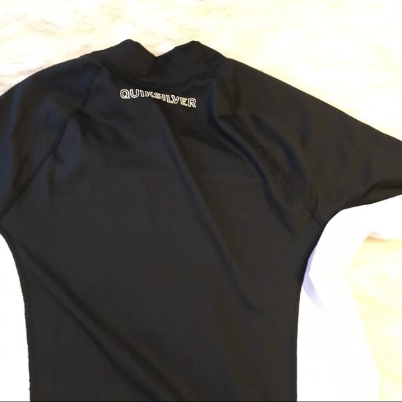 NWT Men's Quicksilver Sun Guard Shirt - Picture 5 of 5